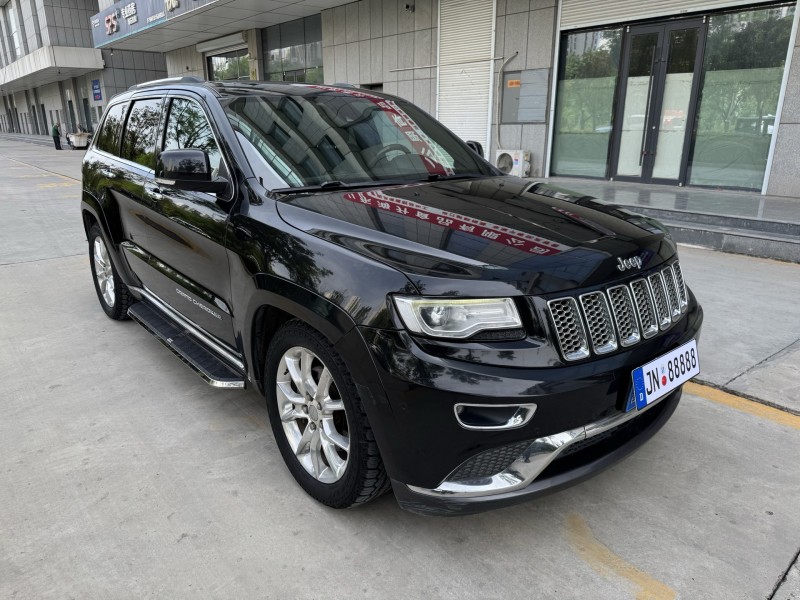 济宁15年Jeep大切诺基6