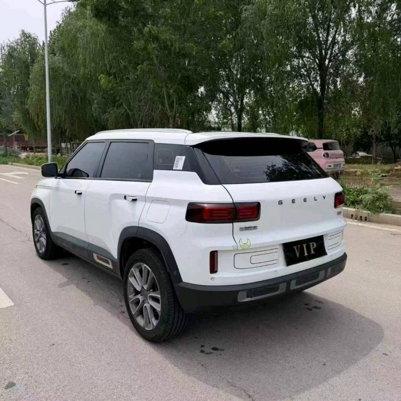 东营22年吉利帝豪9