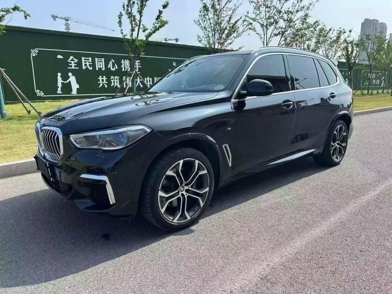 济宁23年宝马X52