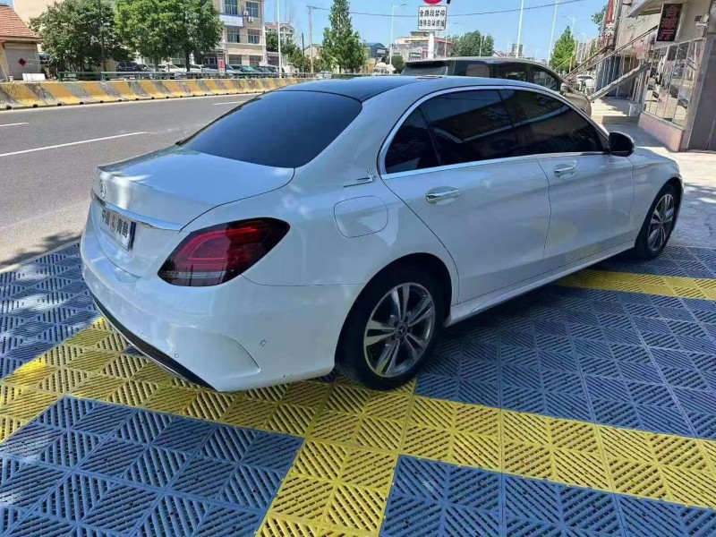 济宁21年奔驰C6