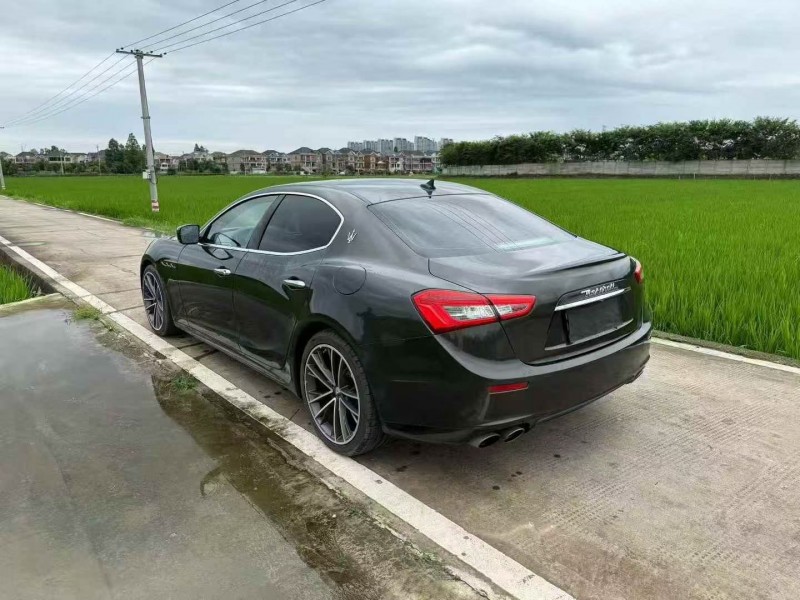 嘉兴15年玛莎拉蒂Ghibli6