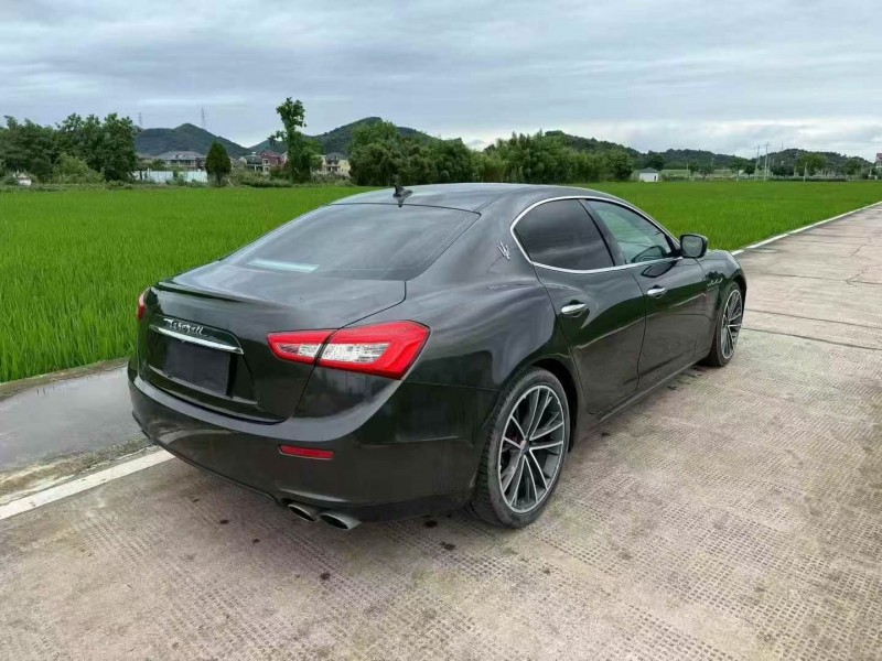 嘉兴15年玛莎拉蒂Ghibli7