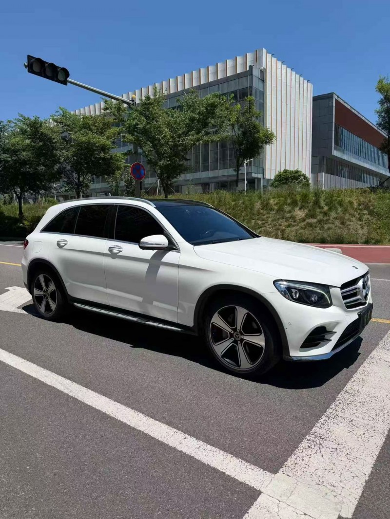 东营19年奔驰GLC2