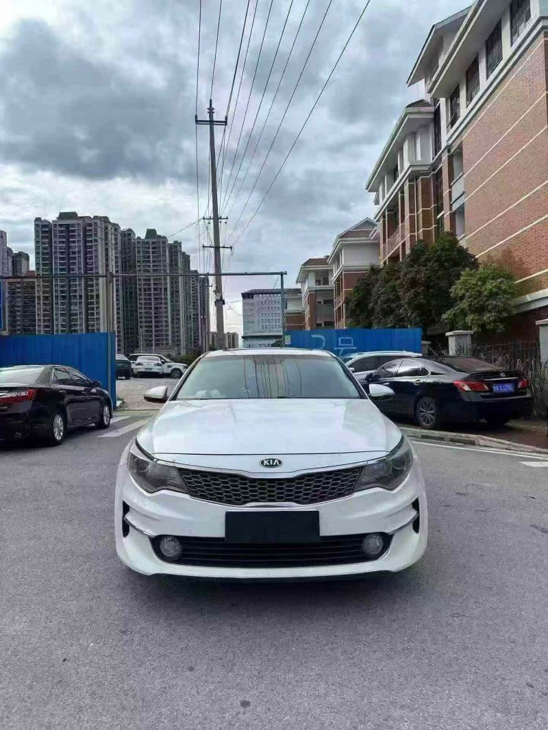 南宁17年起亚K51
