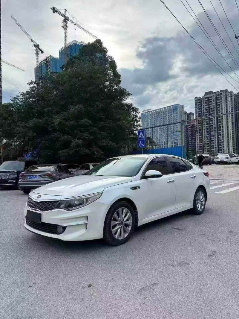 南宁17年起亚K53