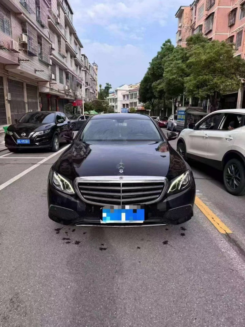 岳阳19年奔驰E1