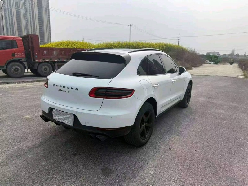 苏州15年保时捷Macan8