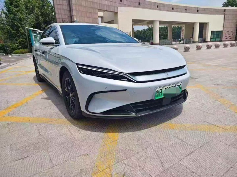 济南25年比亚迪汉3