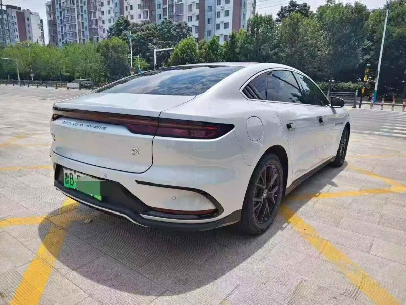 济南25年比亚迪汉4