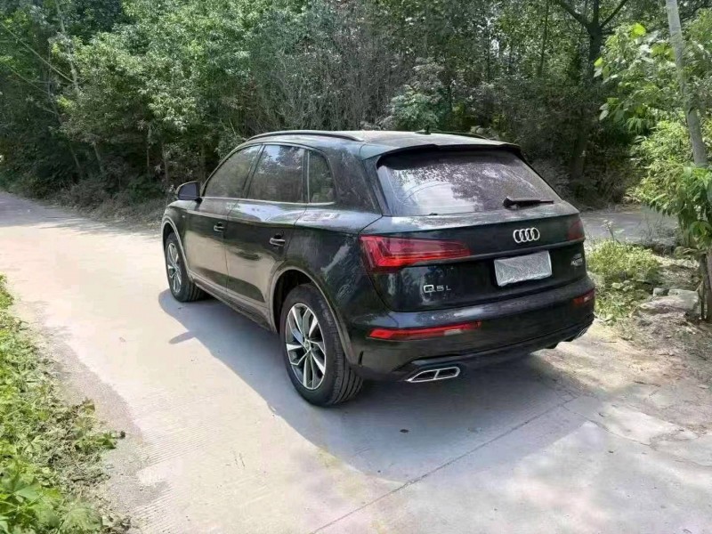 苏州25年奥迪Q58