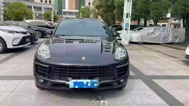 淮安17年保时捷Macan1