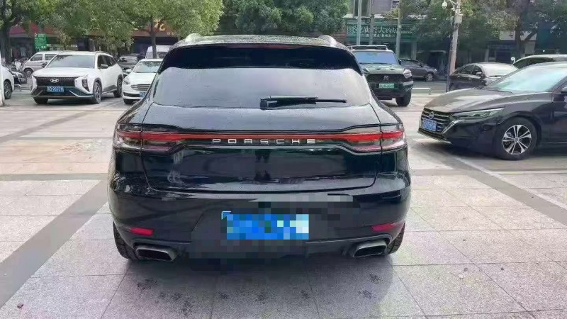 淮安17年保时捷Macan7