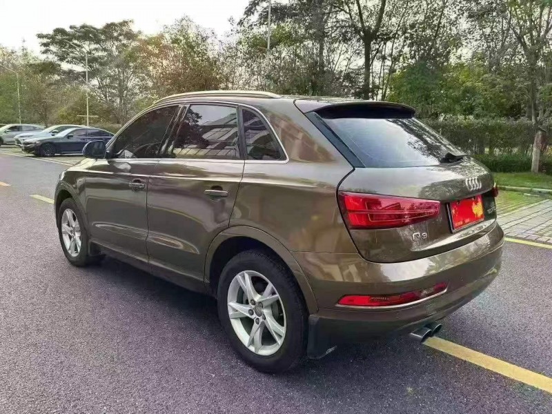 广州18年奥迪Q38