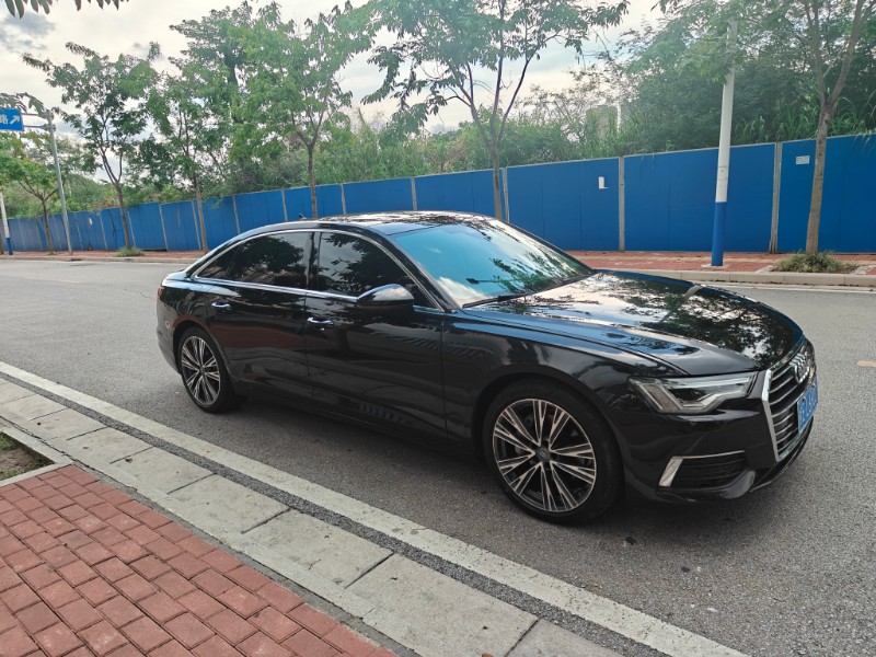 南宁21年奥迪A6L3
