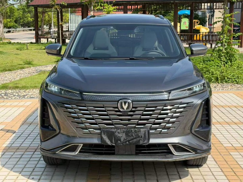 汕头23年长安汽车CS751