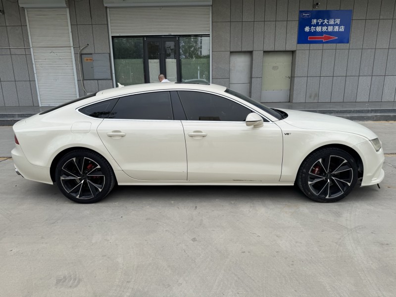 济宁14年奥迪A7L7