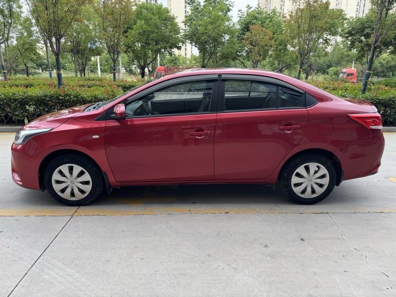 济宁17年丰田YARiS L 致享9