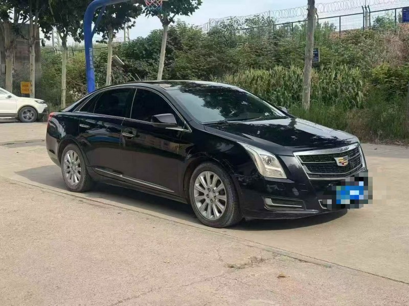 新乡17年凯迪拉克XTS3