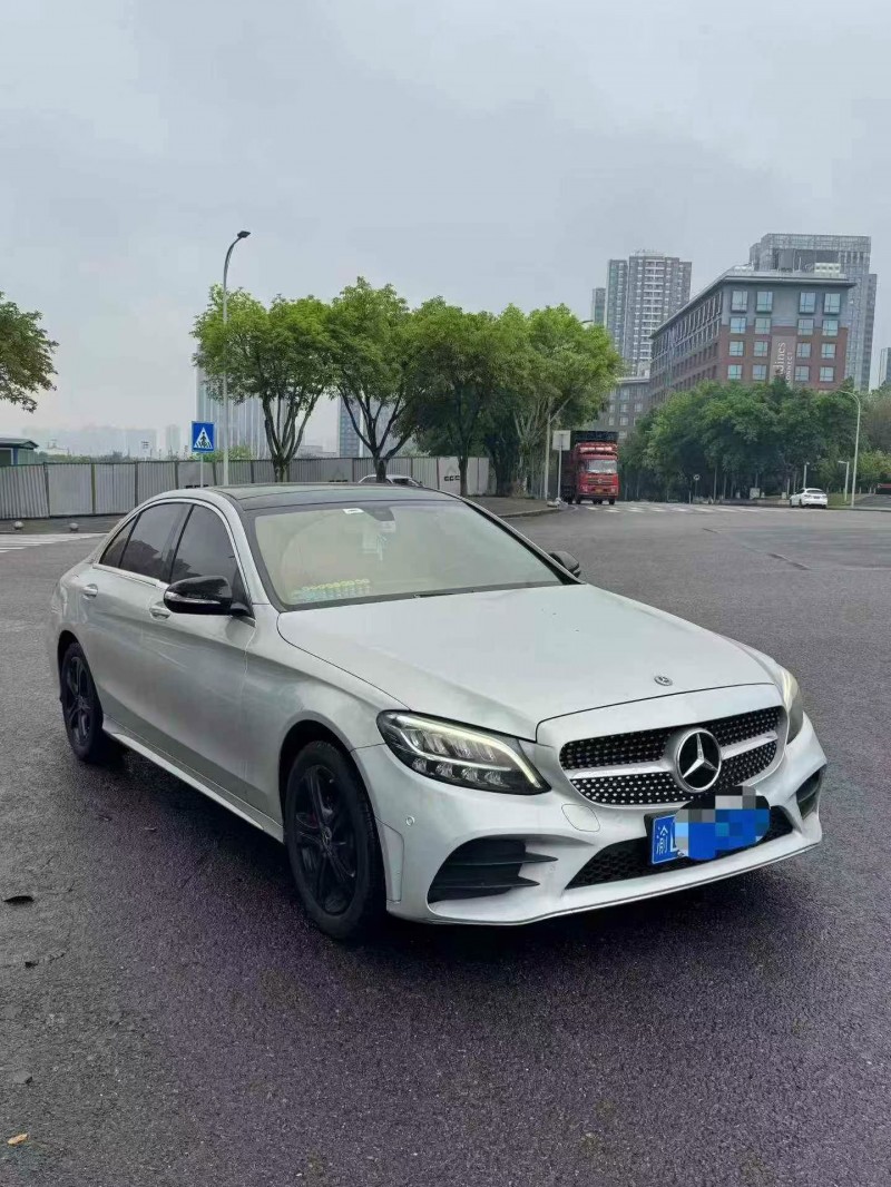 重庆19年奔驰C2