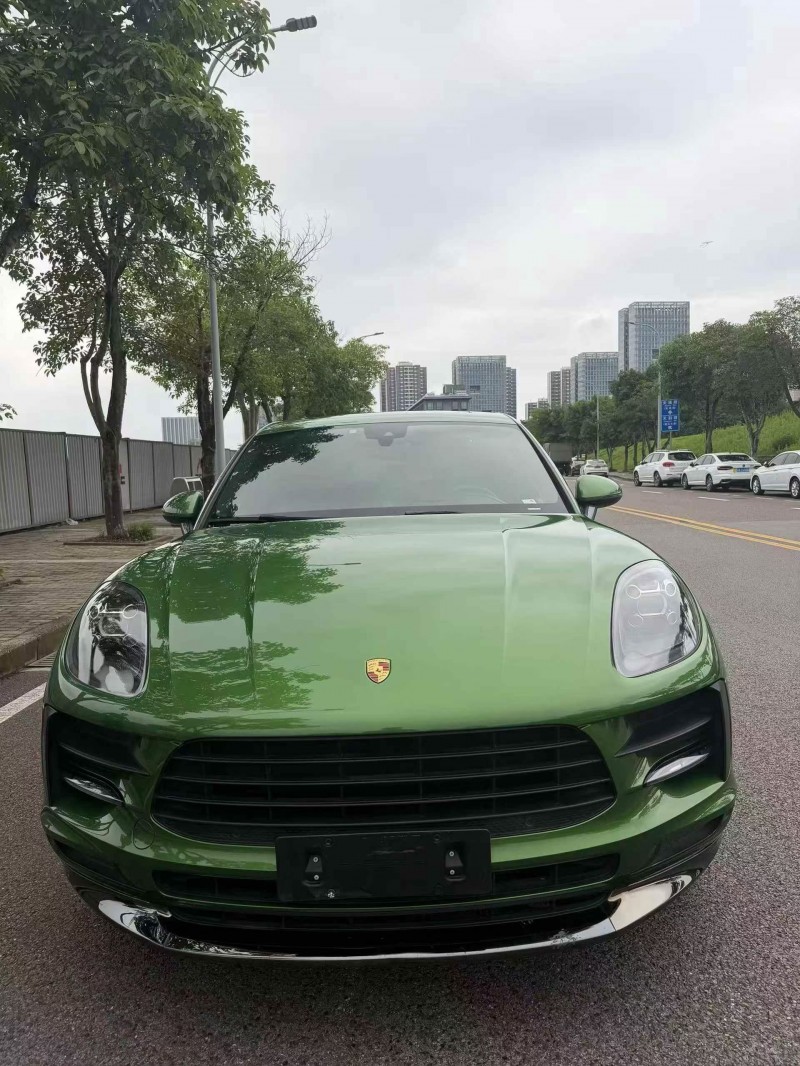 重庆20年保时捷Macan1