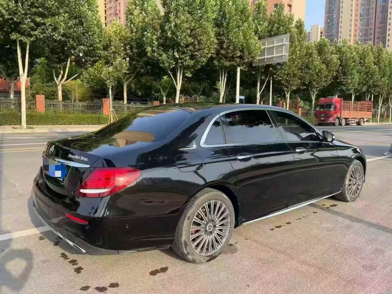 郑州17年奔驰E4