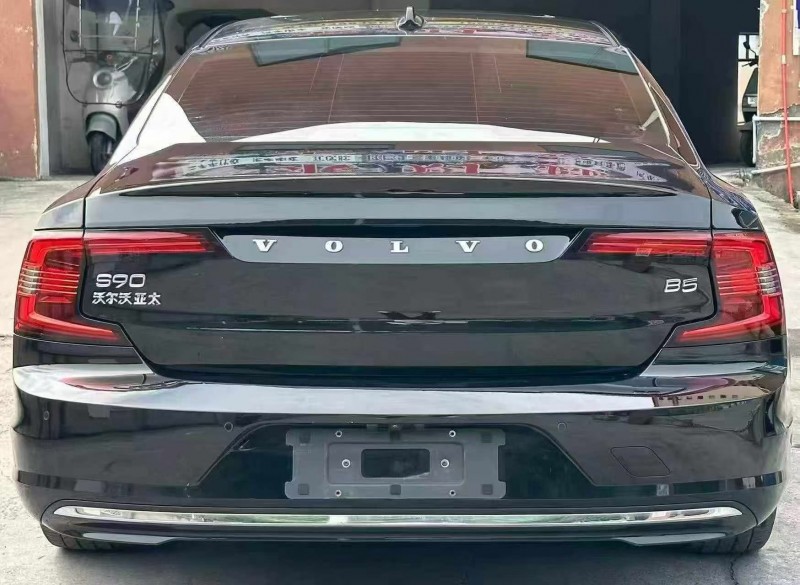 安顺21年沃尔沃S909