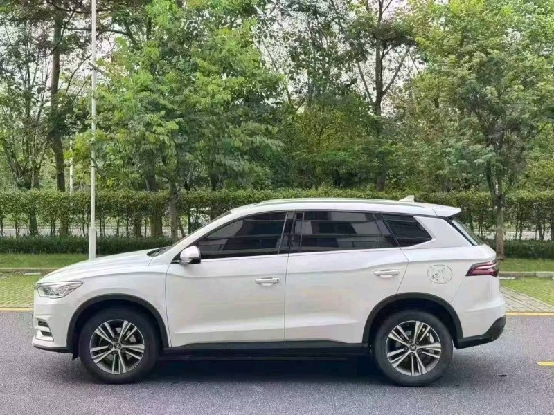 广州20年比亚迪宋6
