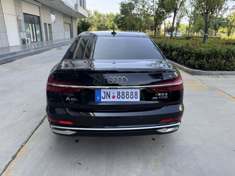 济宁25年奥迪A6L9