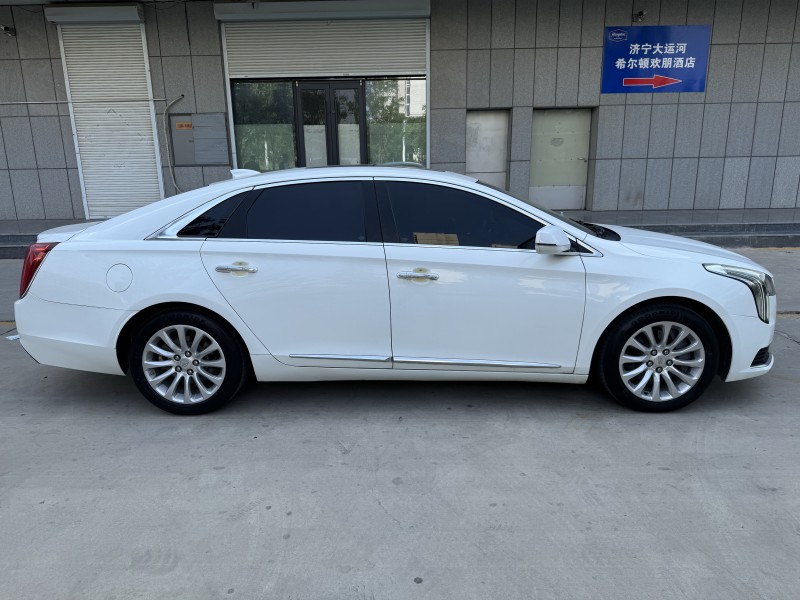 济宁19年凯迪拉克XTS7