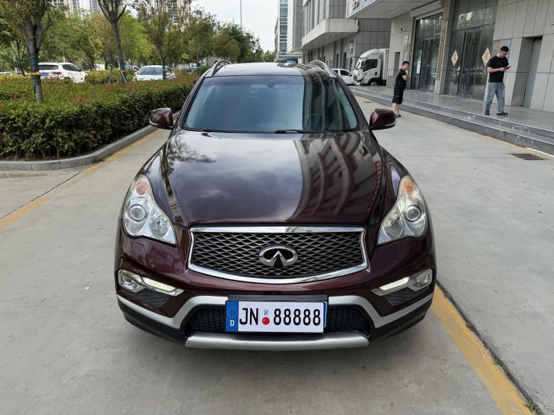 济宁15年英菲尼迪QX501