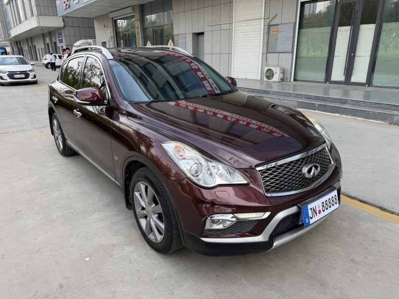 济宁15年英菲尼迪QX503