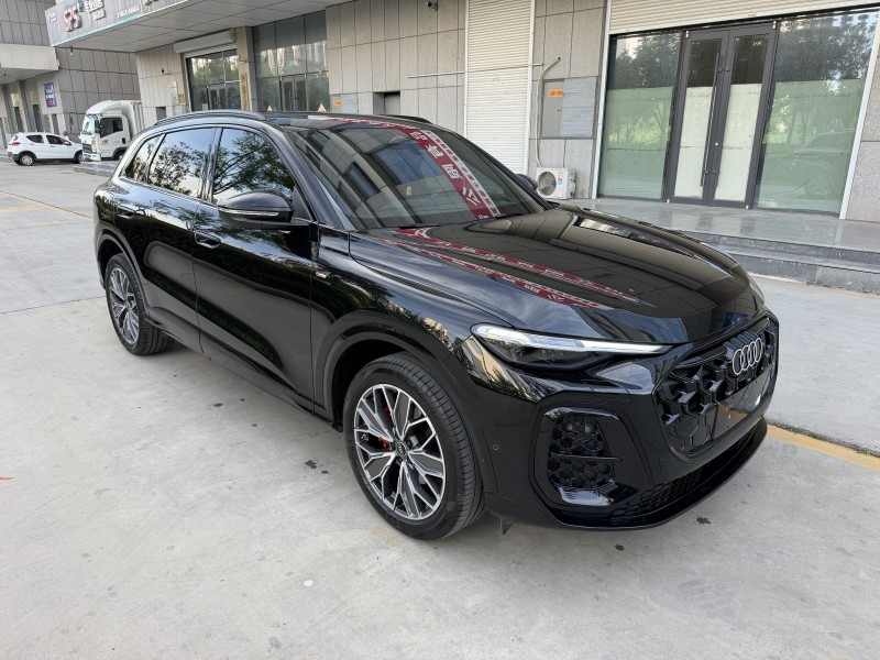济宁26年奥迪Q52