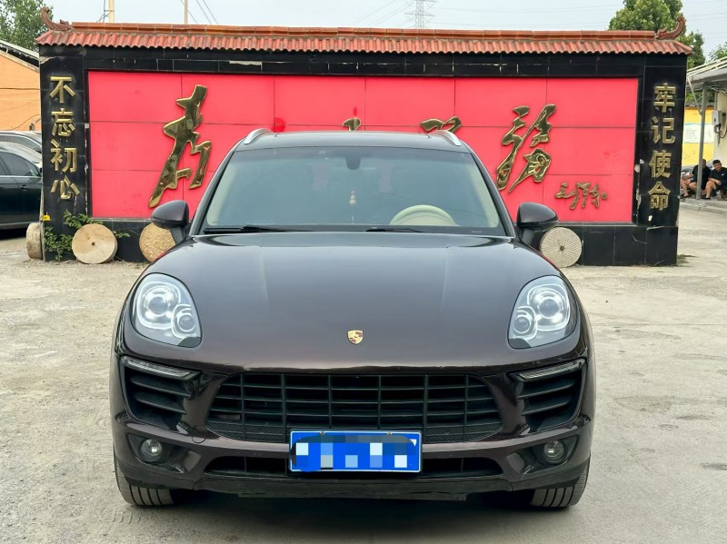 淄博16年保时捷Macan1