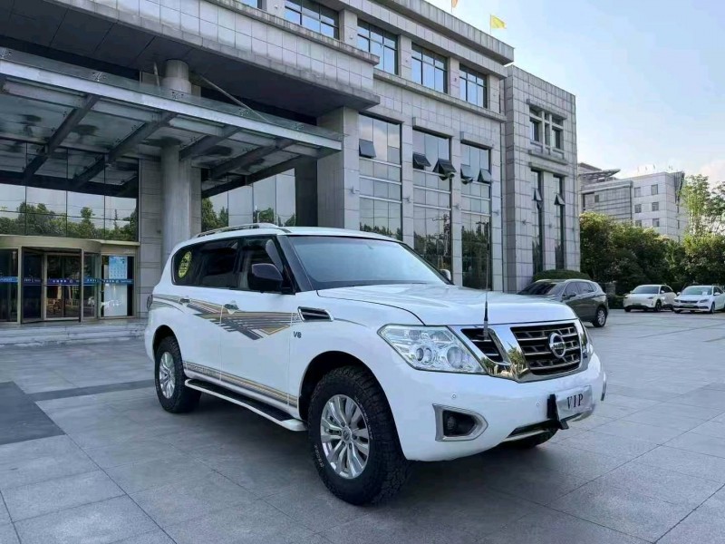枣庄17年日产途乐2