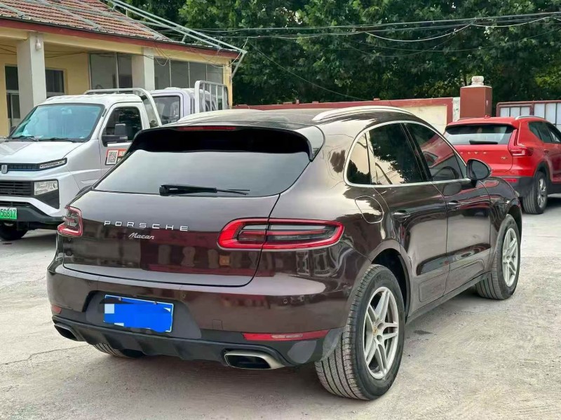 东营16年保时捷Macan6