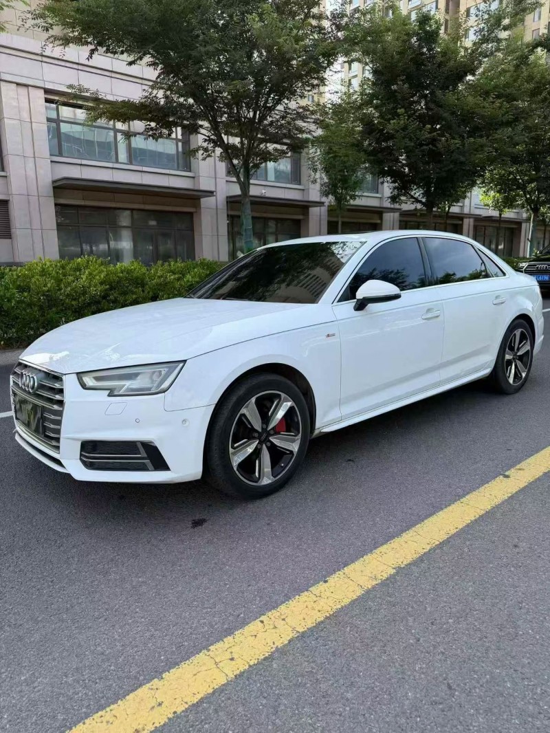 泰安17年奥迪A4L3