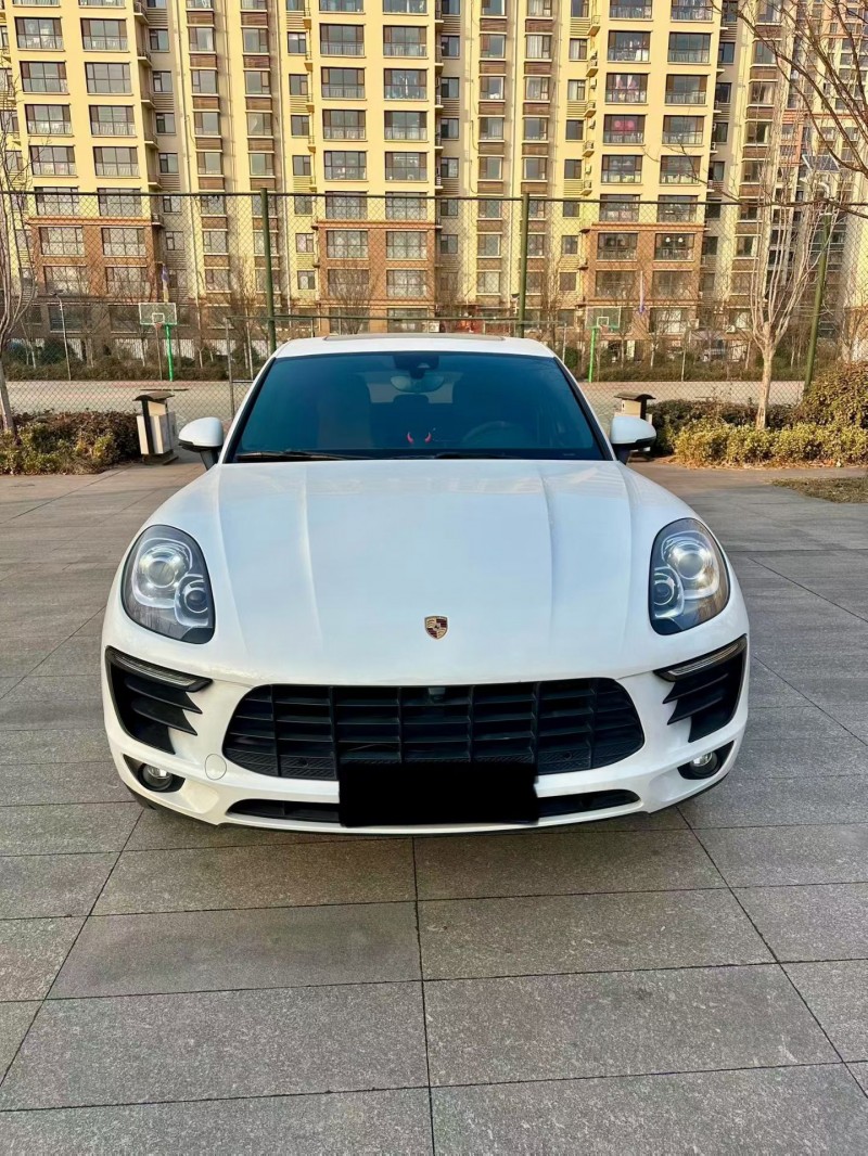 临沂17年保时捷Macan1