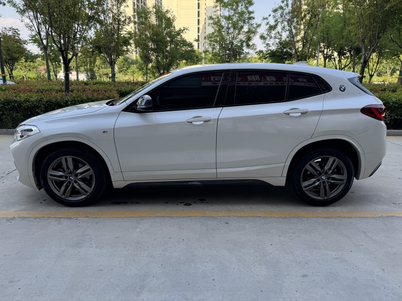 济宁23年宝马X27