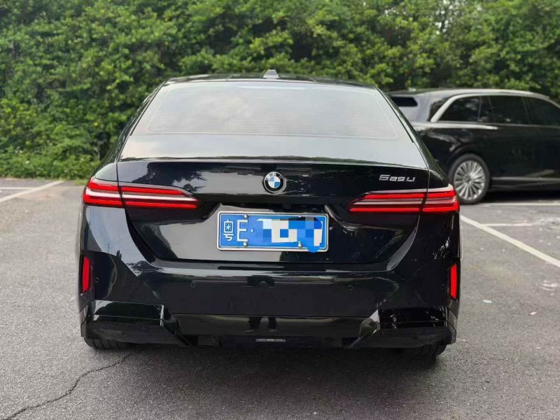 广州25年宝马5系9
