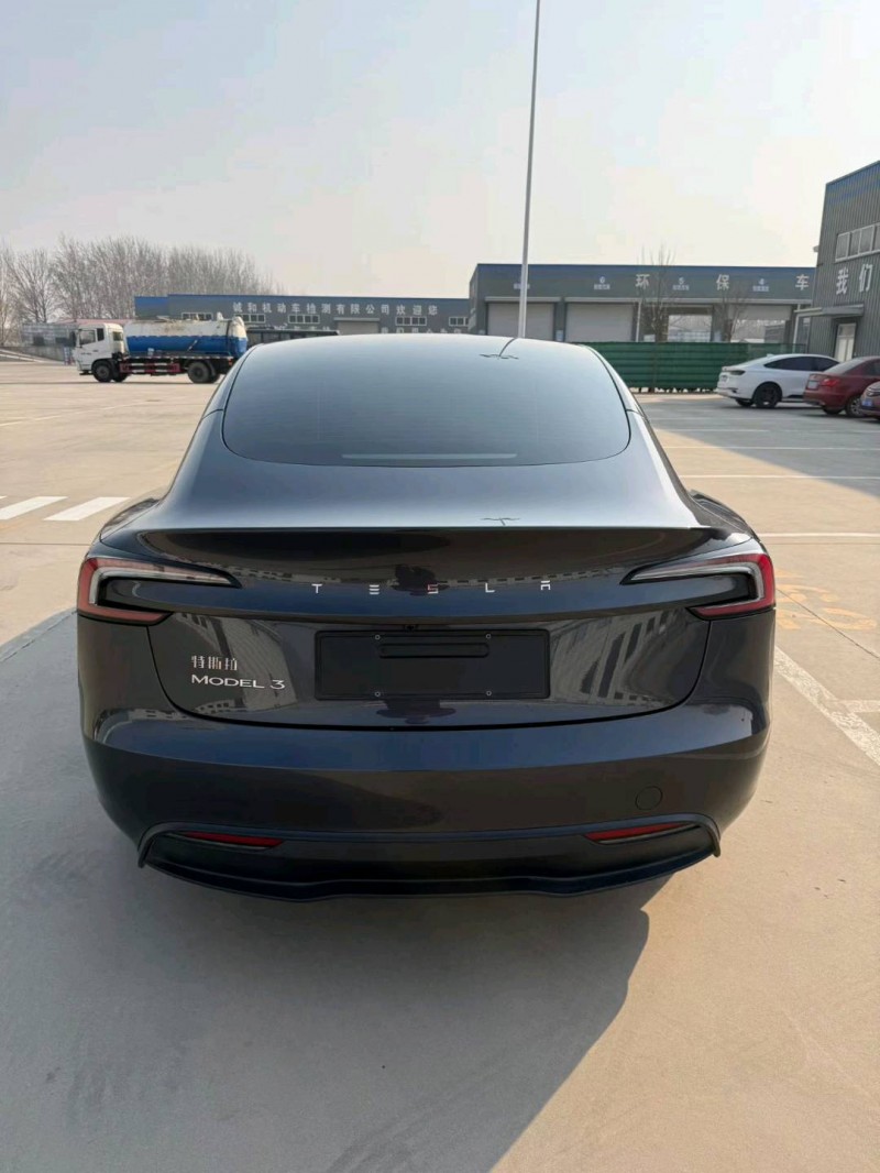 廊坊25年特斯拉MODEL 33