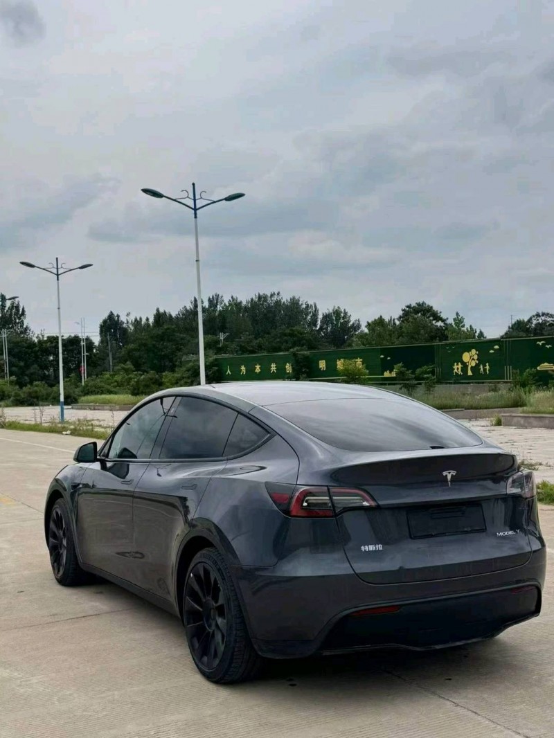 枣庄23年特斯拉MODEL Y4