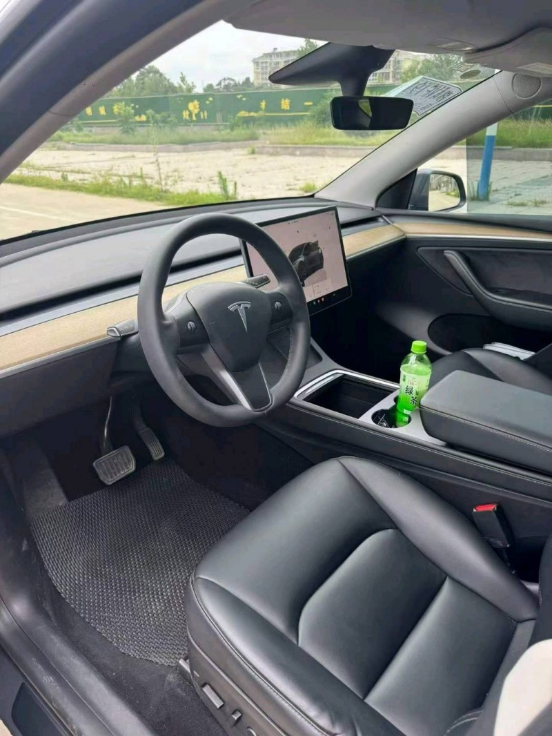 枣庄23年特斯拉MODEL Y8
