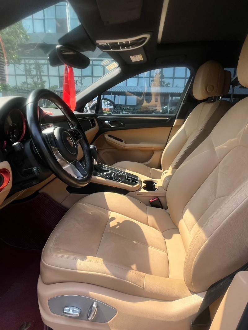 汕头18年保时捷Macan4