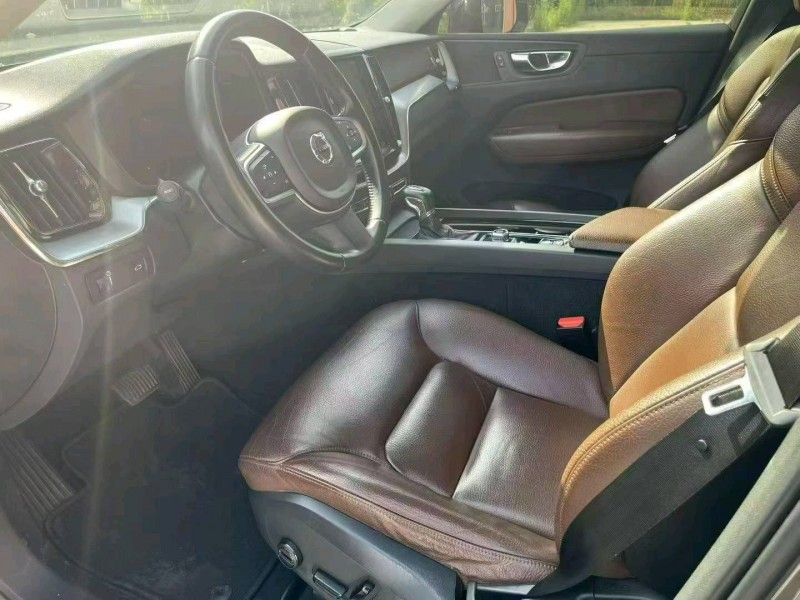 襄阳19年沃尔沃XC605