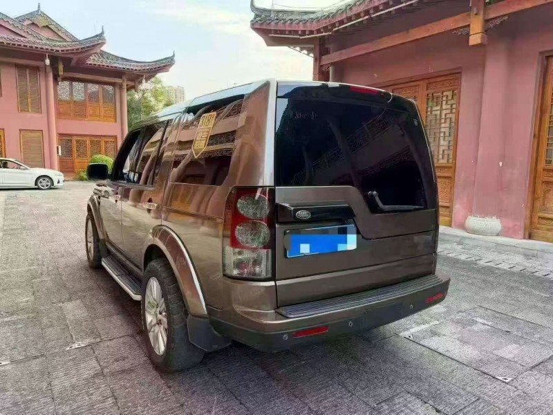 重庆13年路虎发现8