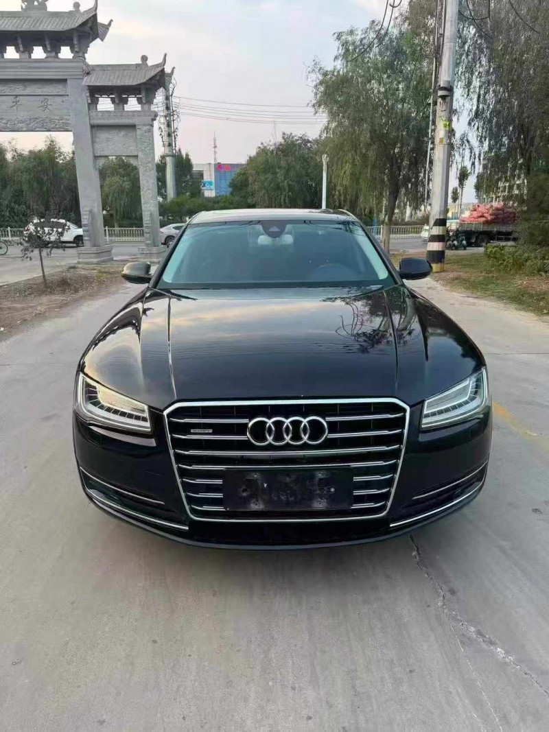 烟台17年奥迪A8L1