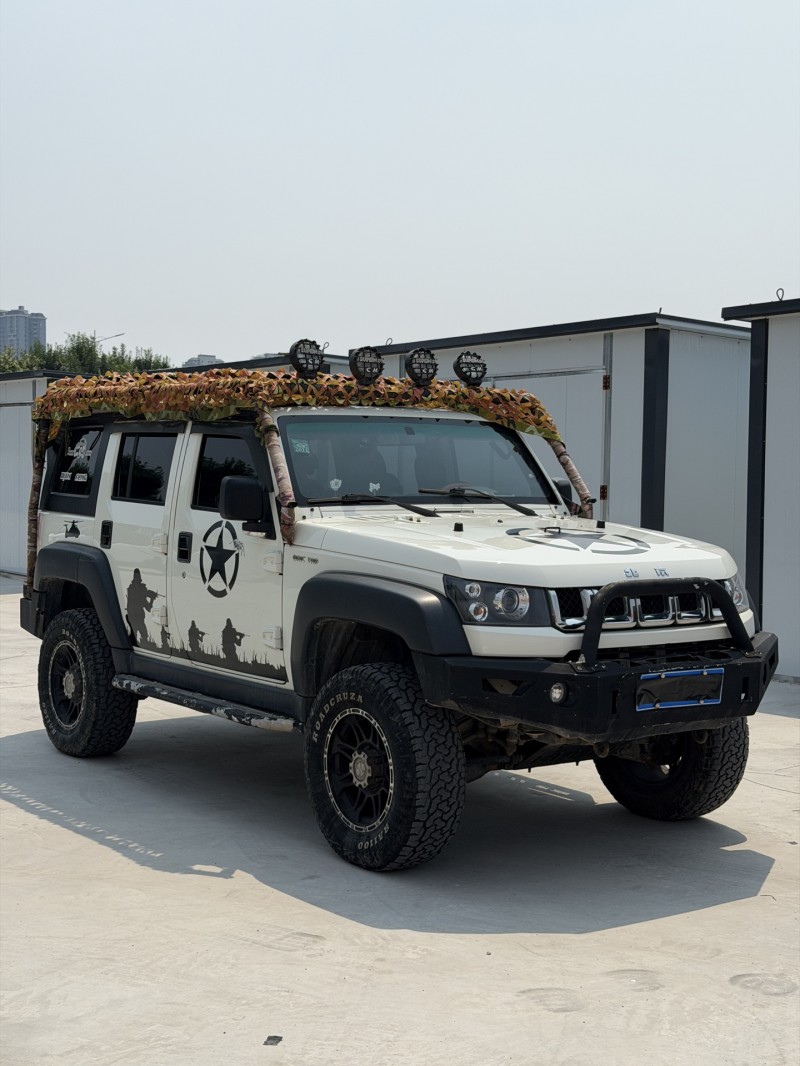 新乡17年北京BJ402