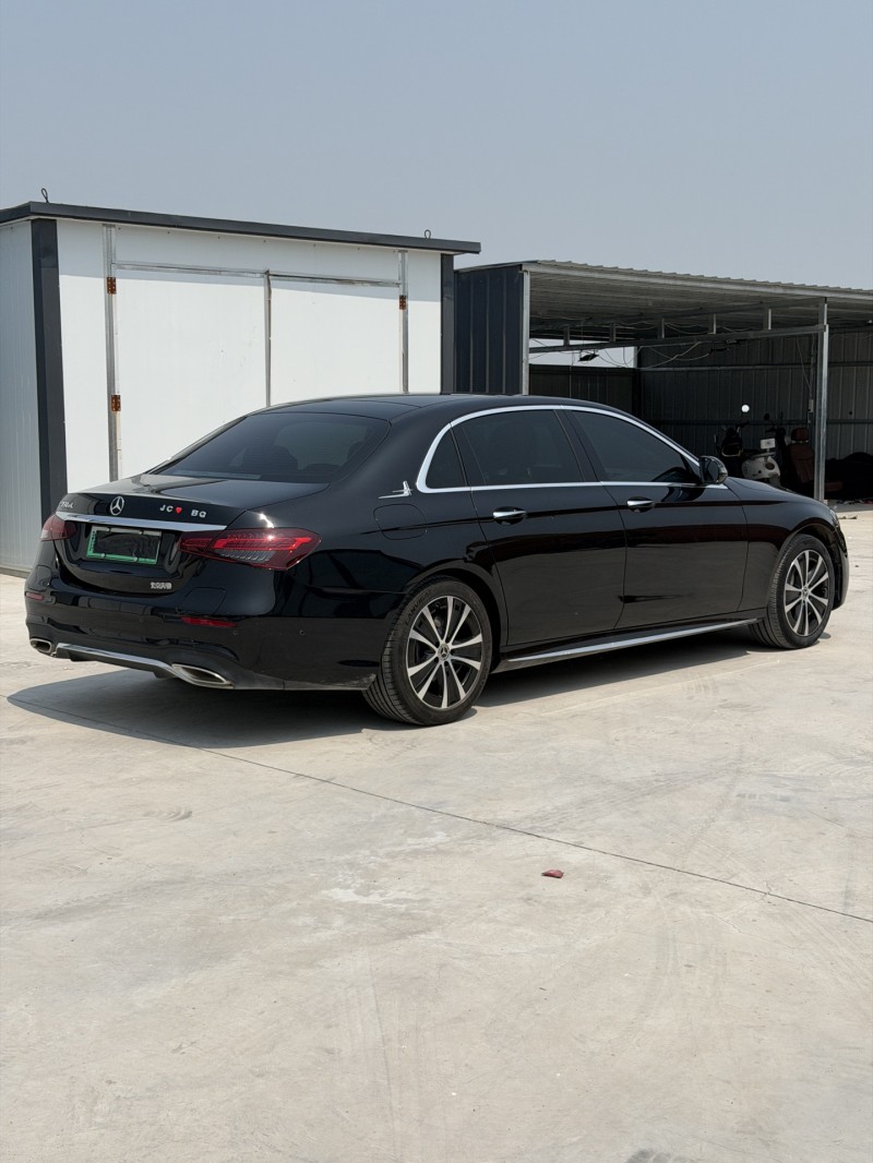新乡22年奔驰E9