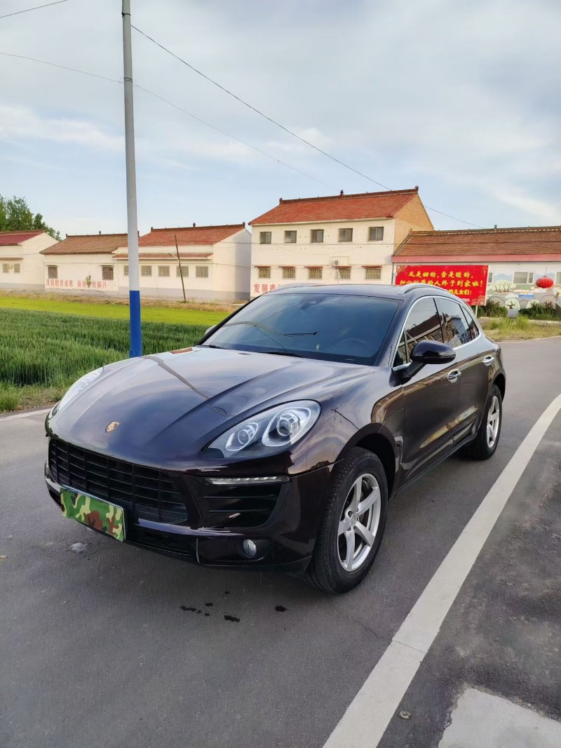 运城16年保时捷Macan3