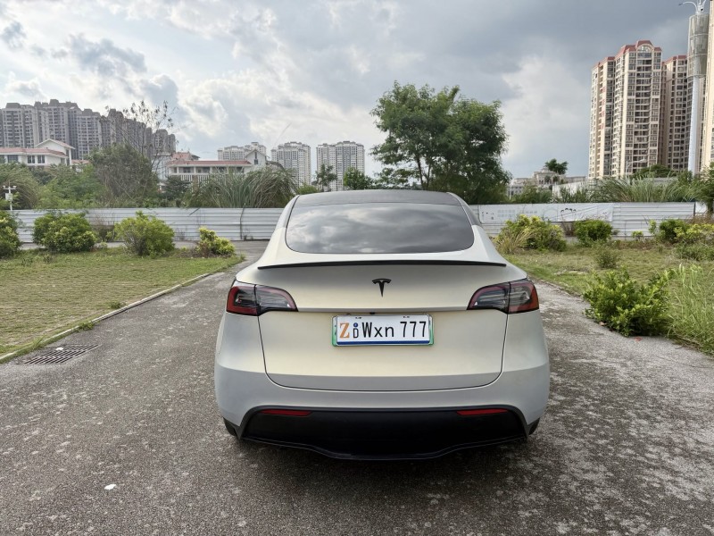 南宁23年特斯拉MODEL Y4